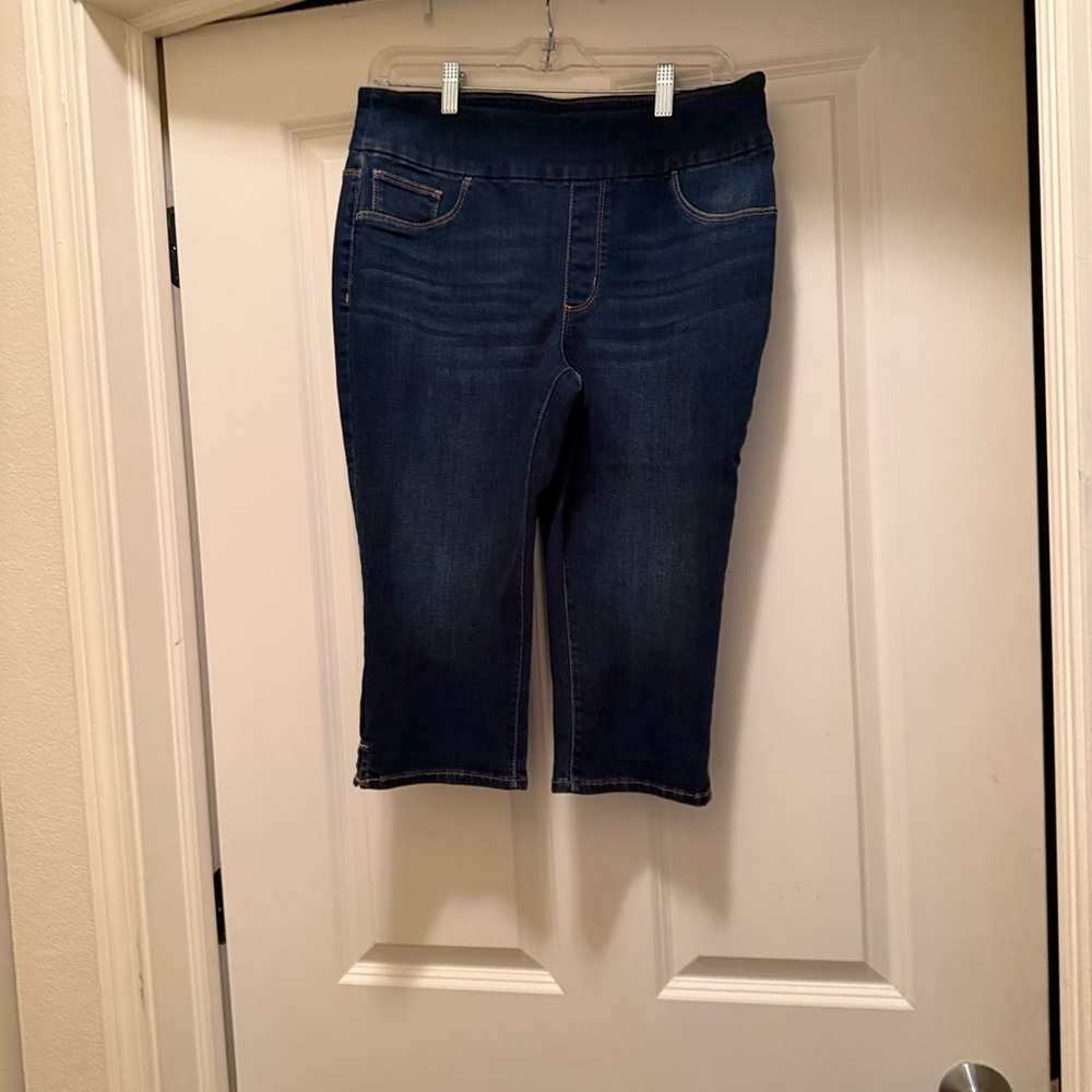 Chico's Women's Dark Indigo Capri Jeans